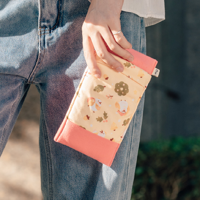 Om3手機包使用情境