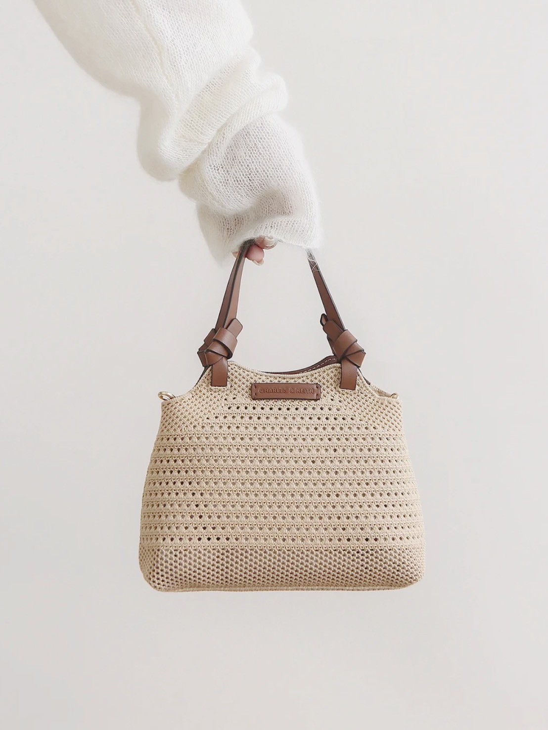 CHARLES & KEITH 小CK 可麗露編織手提包