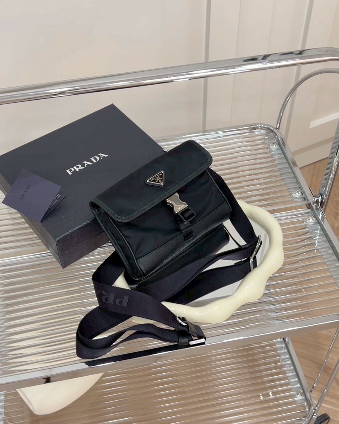 PRADA｜皮革智能尼龍手機包 黑色