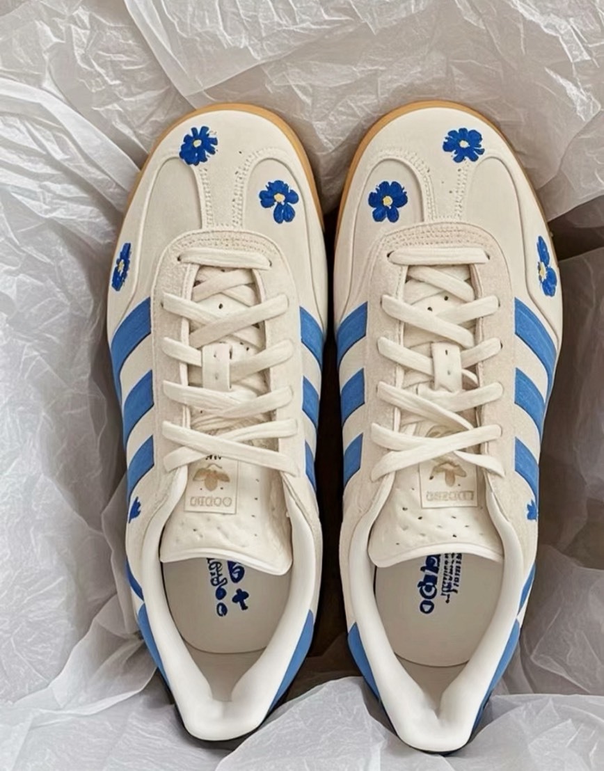 adidas Gazelle 花卉配色 灰藍 女款