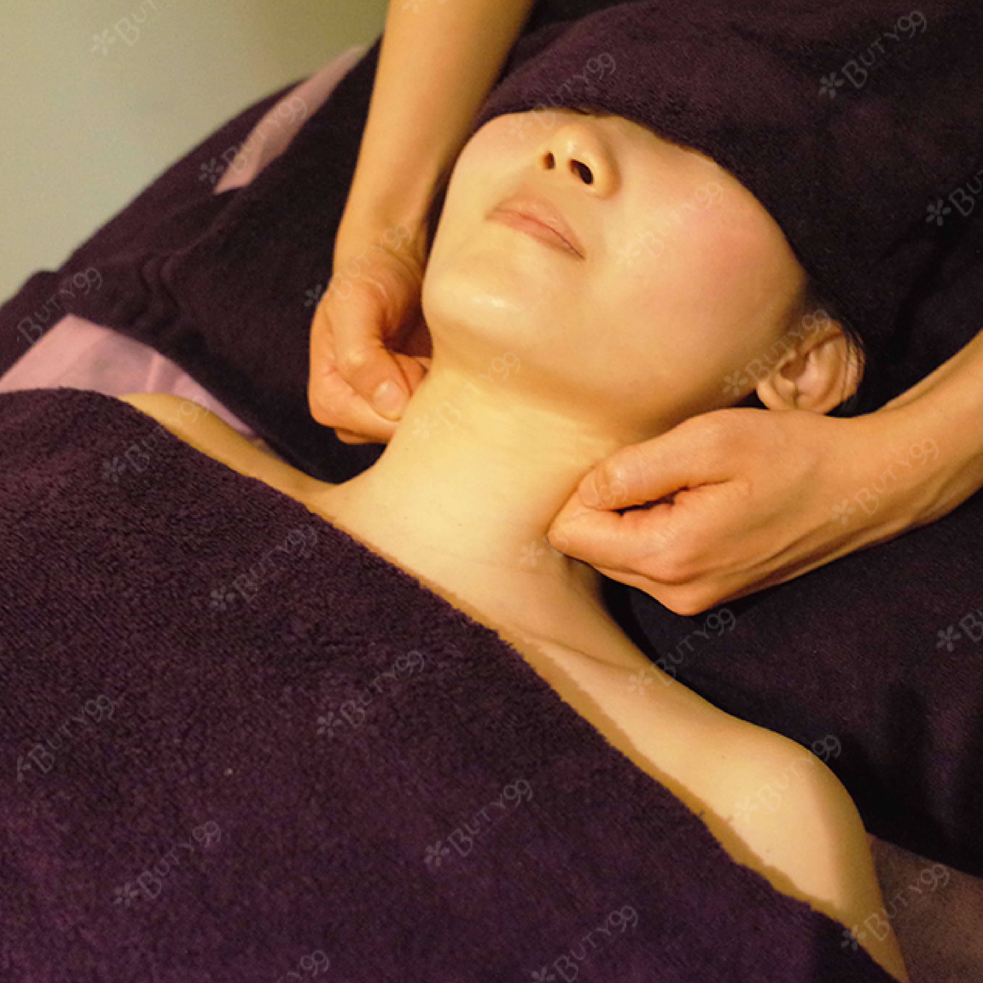 《台中》180分鐘!獨享三種植萃綠洲精油*全身經絡疏通深層舒壓SPA