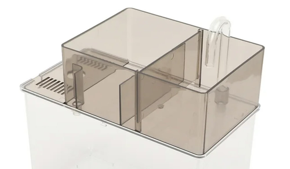 過濾空間比一般小缸大2至5倍，徹底淨化水質，減少換水頻率