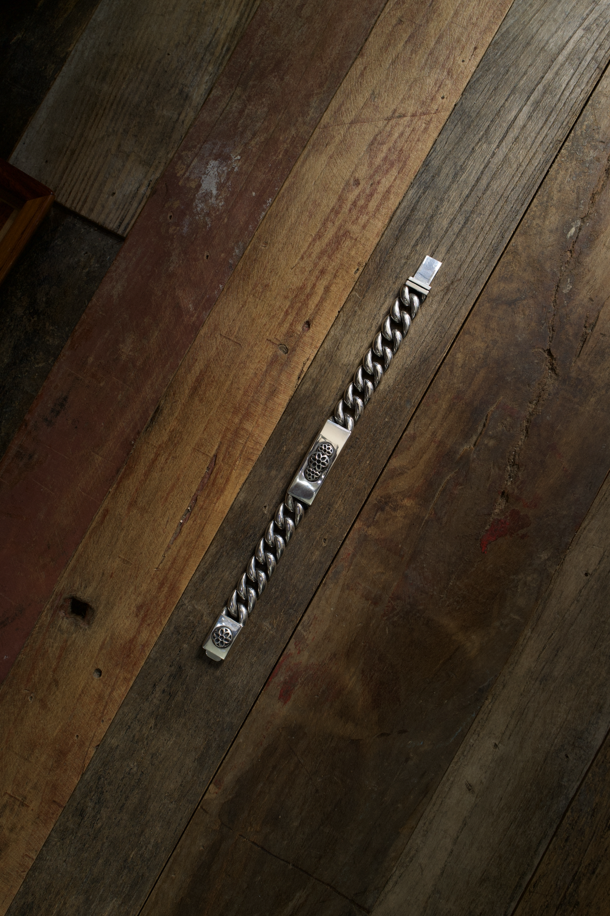 B&T Triple Cutout Rosette Bracelet A