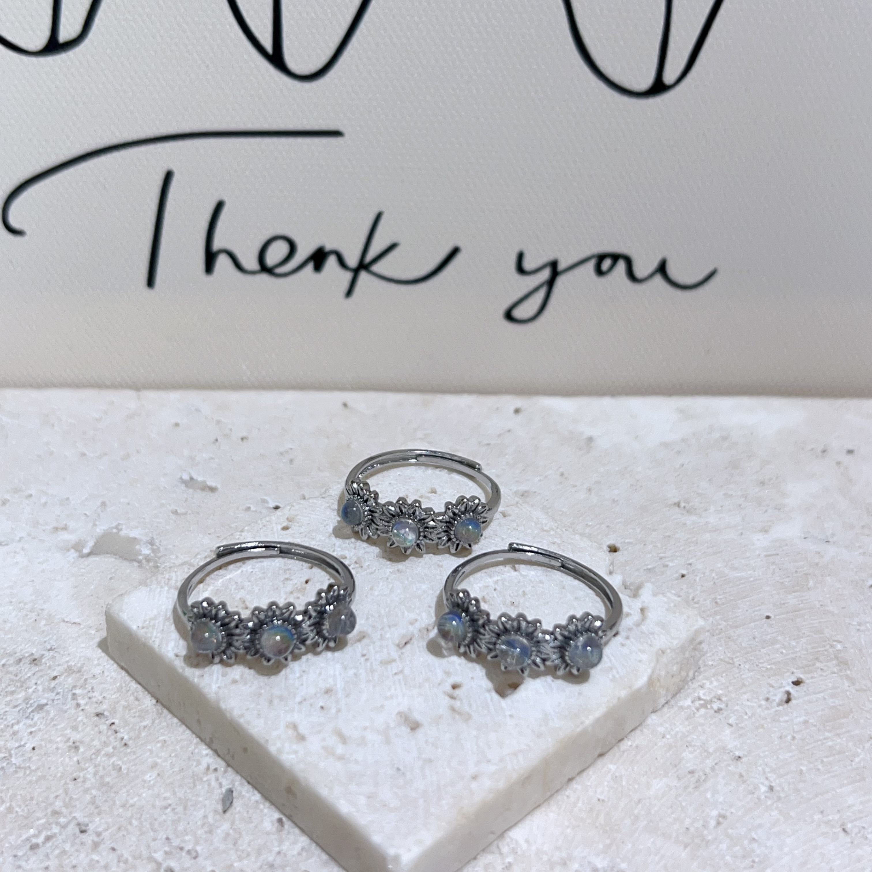 馬島月亮石花花戒指