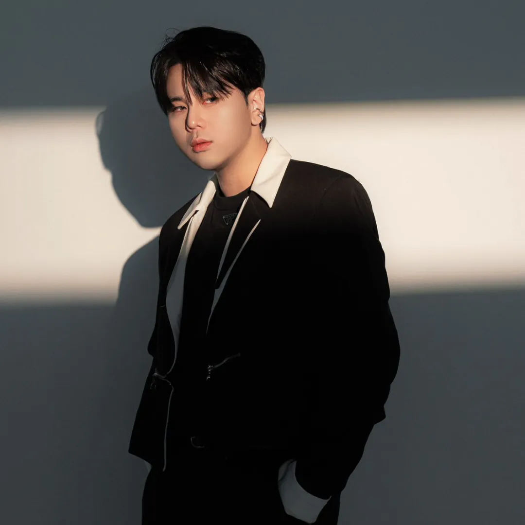 M-Palace Taichung Flagship Store Hairstylist Henry