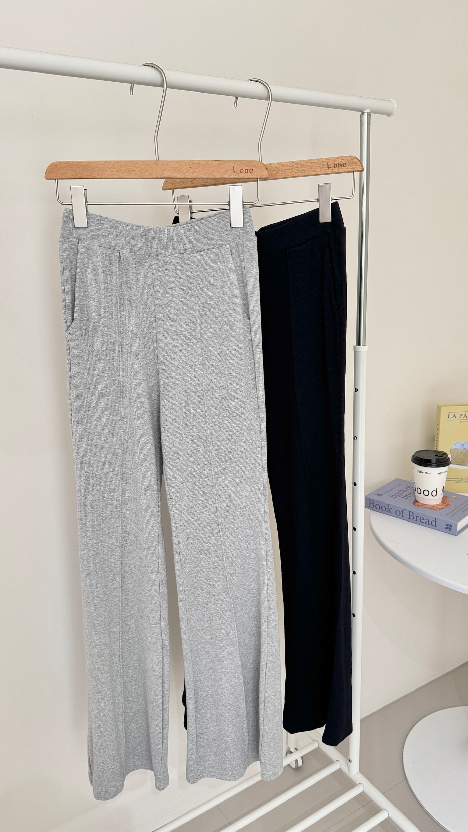 前車線微喇叭褲