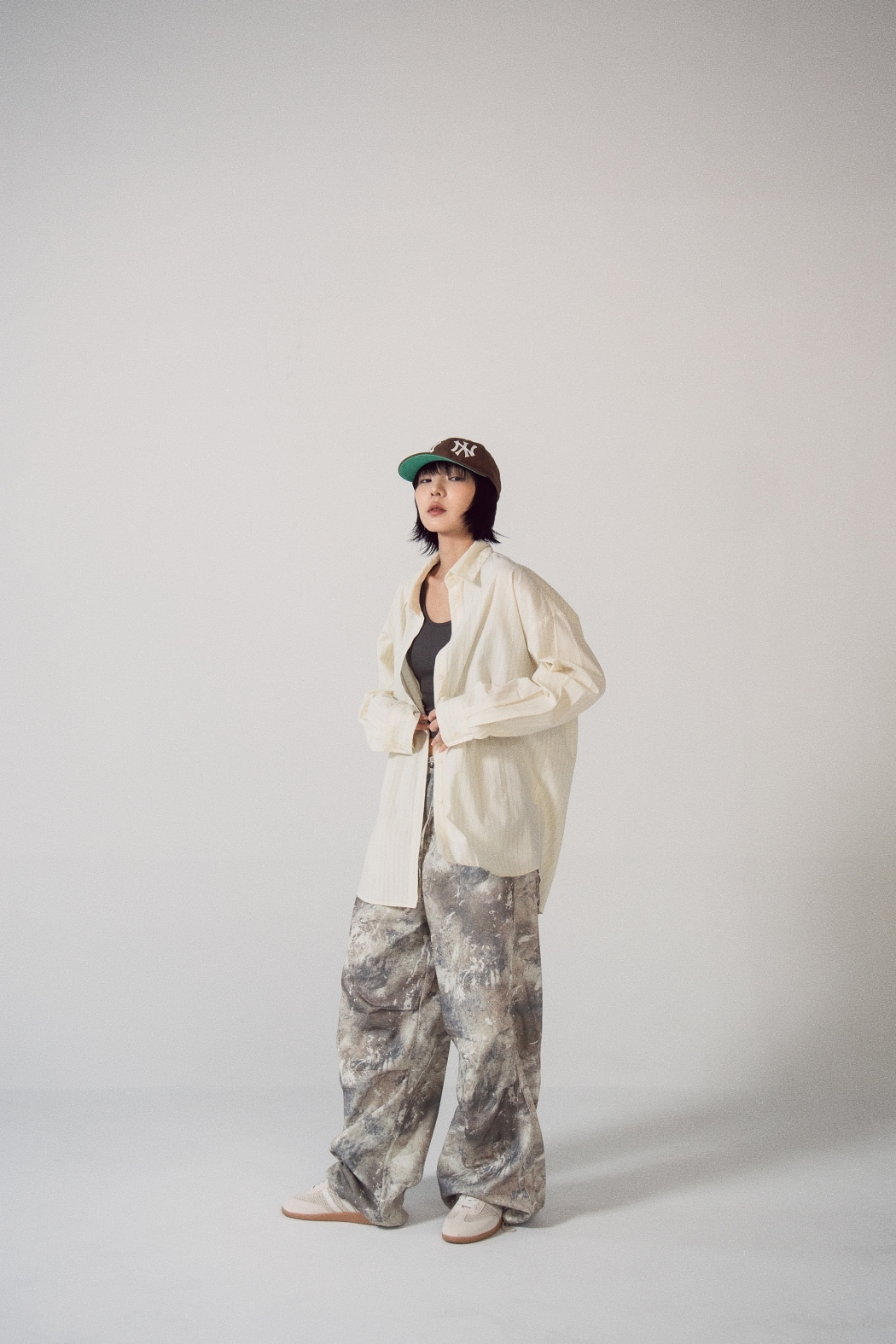 直紋落肩長版襯衫-黃