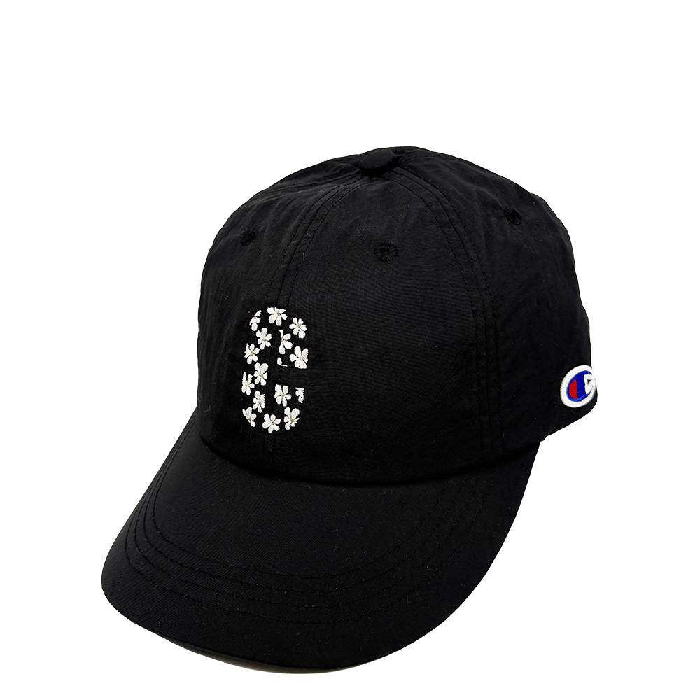 中性-日系 大C 花朵 刺繡 棒球帽-黑色（161-0174-BLACK）