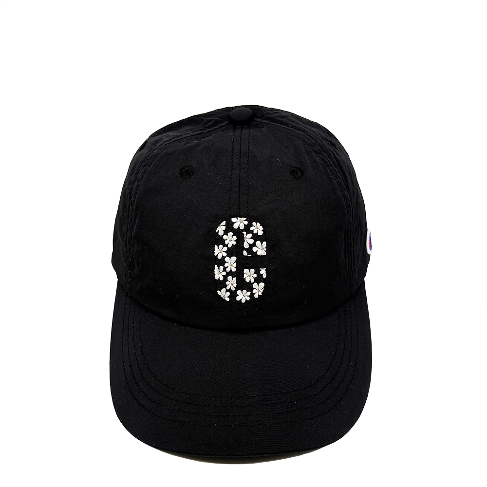 中性-日系 大C 花朵 刺繡 棒球帽-黑色（161-0174-BLACK）