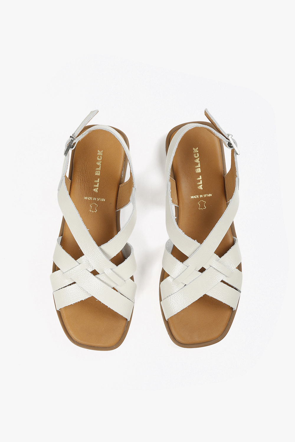 Cross Weave 輕編織皮中底涼鞋