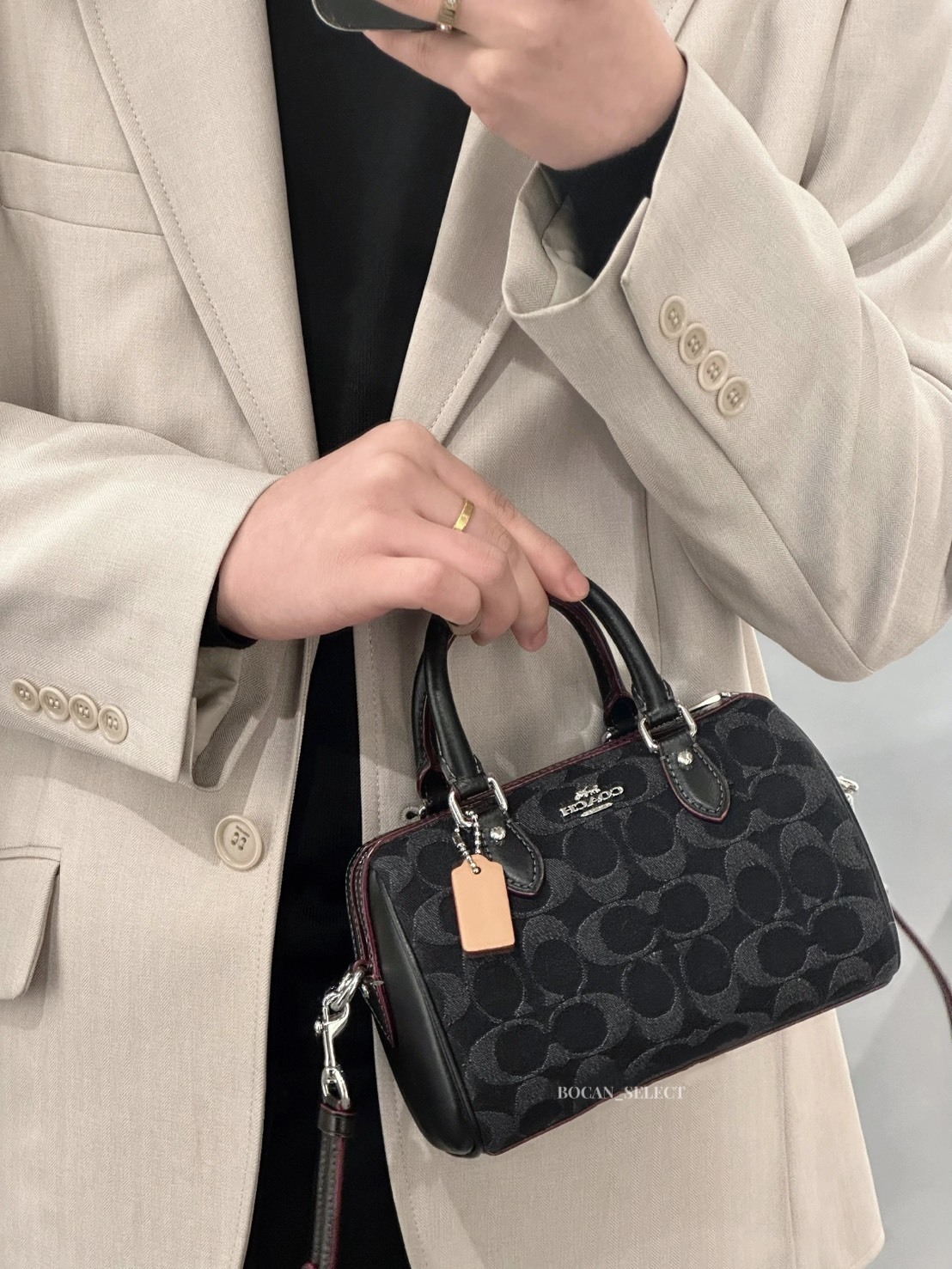 COACH ROWAN 18 波士頓黑單寧包包 CO963-SVBK