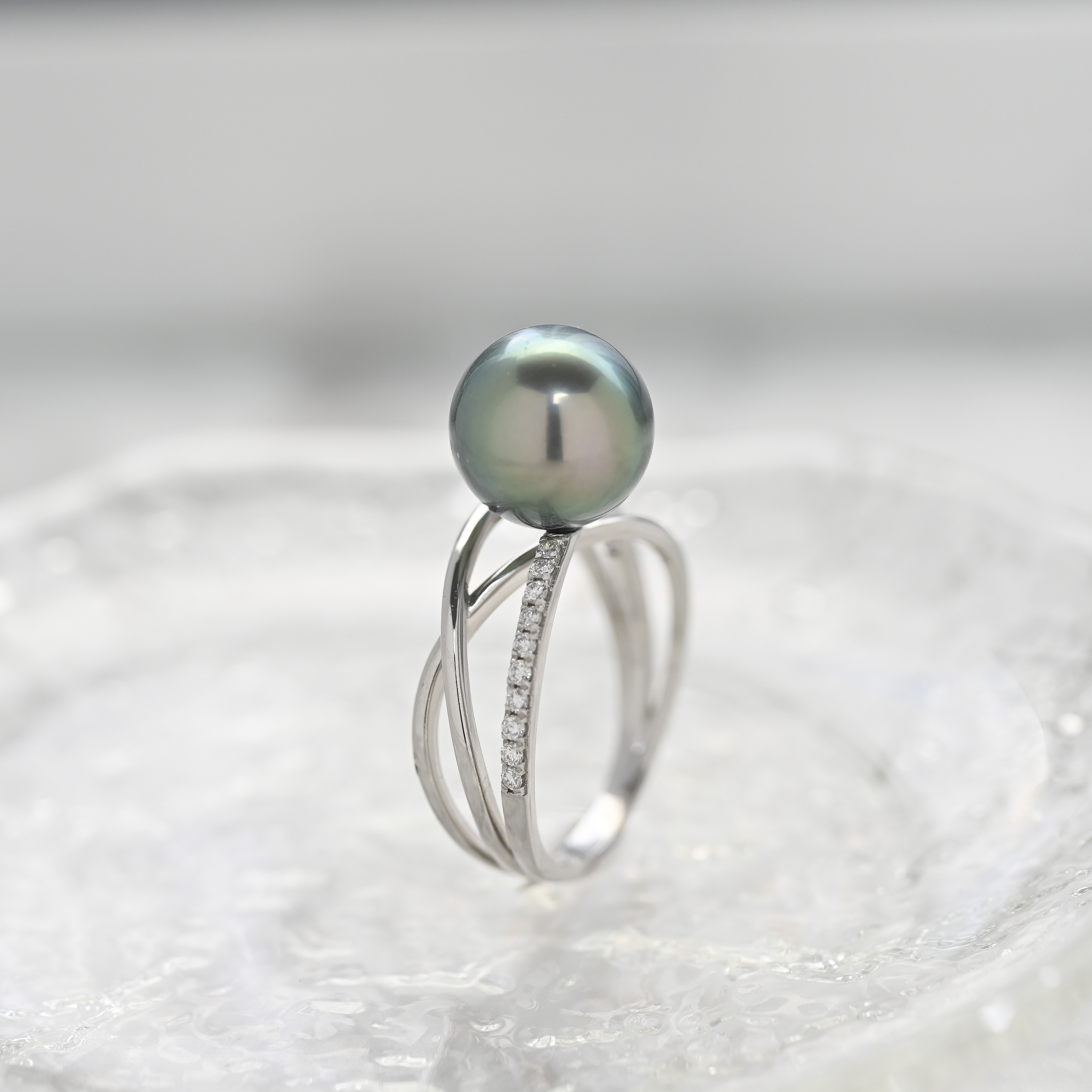 18K Tahitian Pearl Diamond Ring