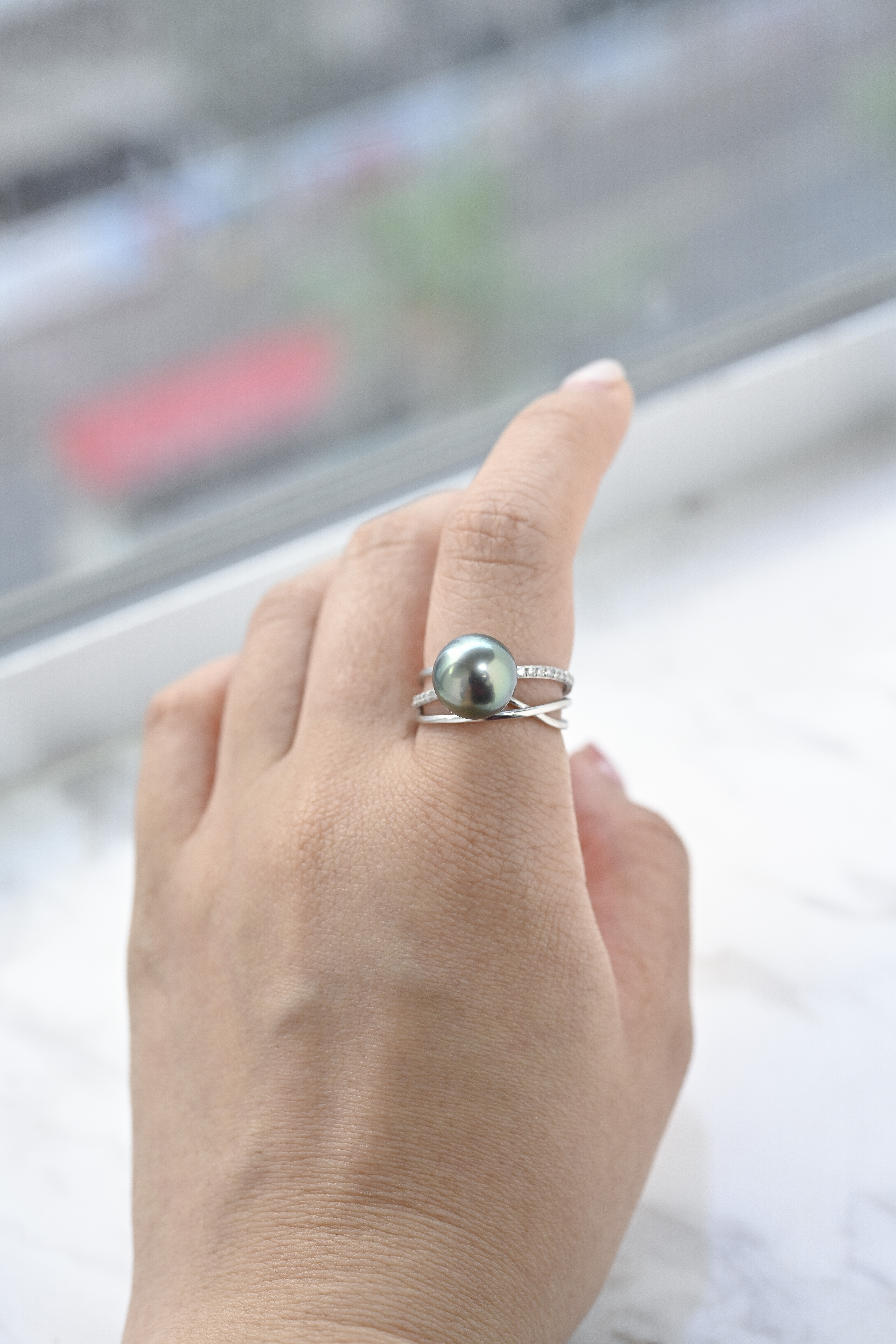 18K Tahitian Pearl Diamond Ring