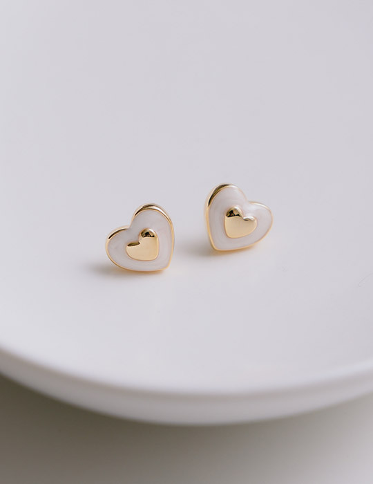 浪漫雙層愛心滴釉。夾式耳環(珠光白)