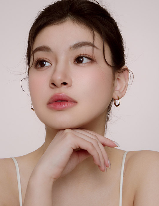 質感簡約橢圓。針式耳環