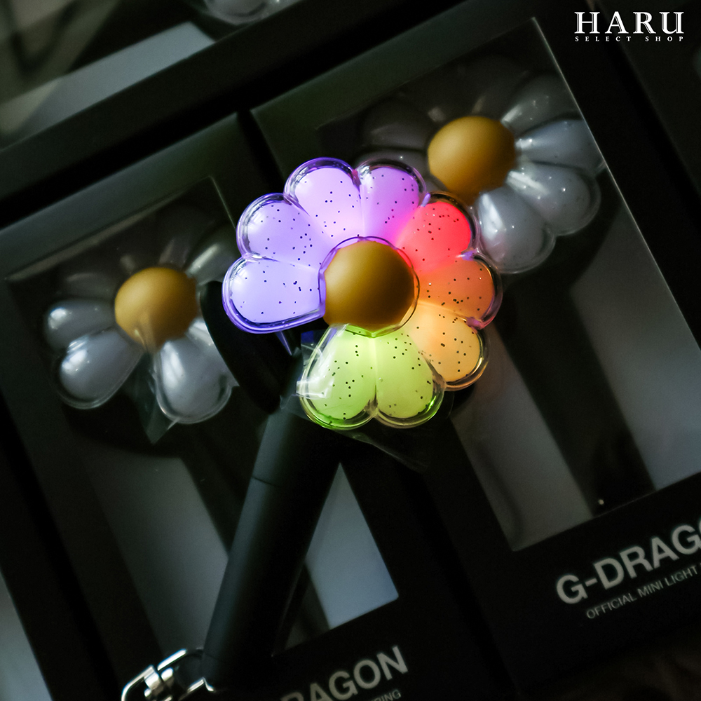 GD G-DRAGON Ubermensch Official Mini Light Keyring 應援 權志龍 小花 迷你雛菊燈 手燈 鑰匙圈