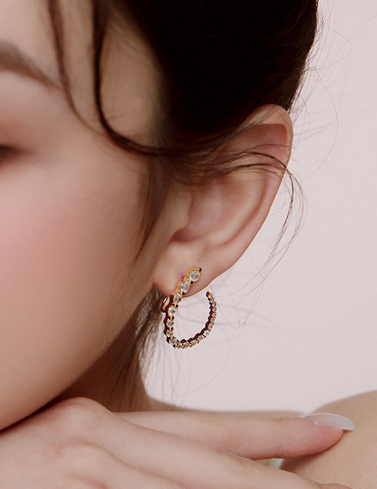 法式鑲嵌圓弧。夾式耳環