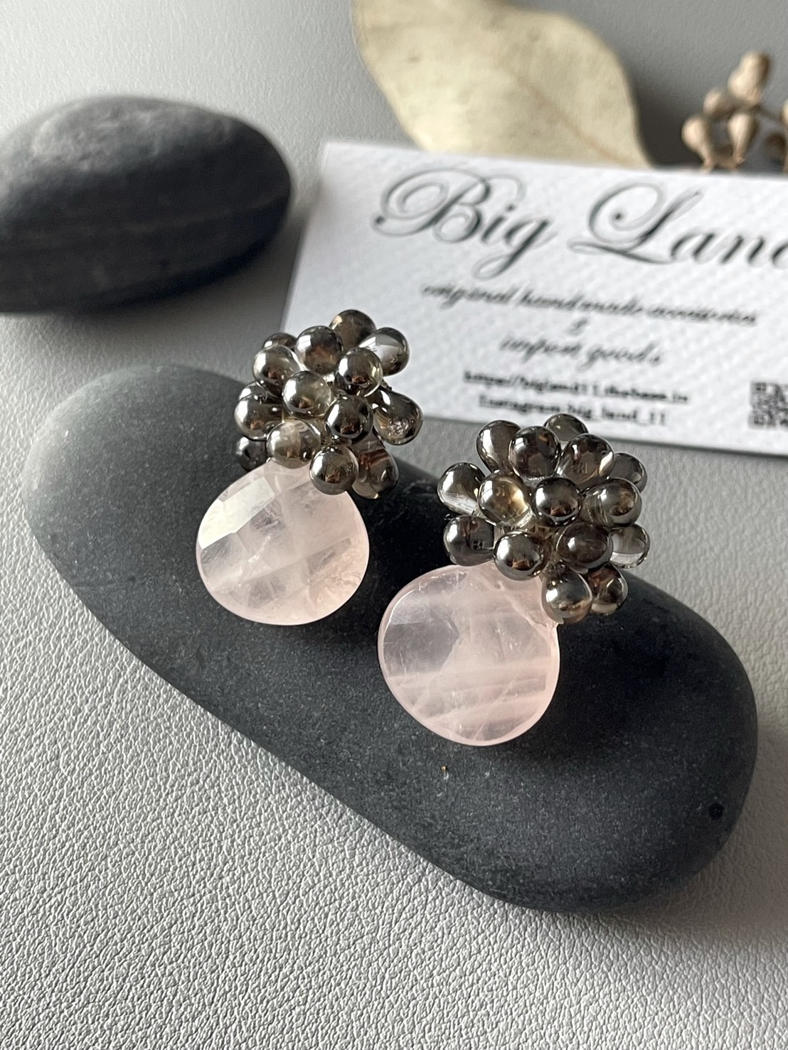 [Big Land] 人氣商品 | 捷克玻璃x玫瑰石英耳環 | NO.214