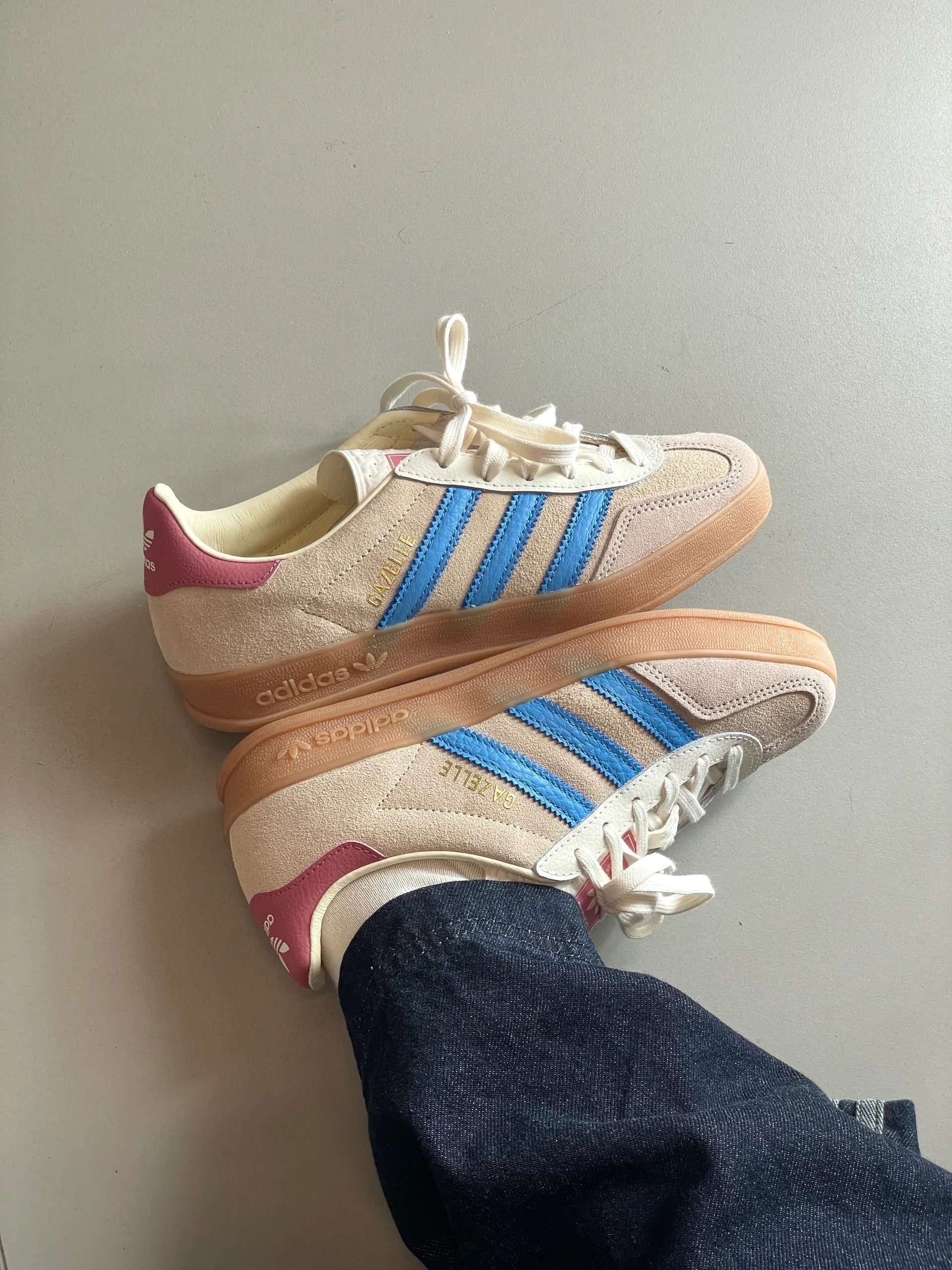 ADIDAS GAZELLE INDOOR 葡萄天空藍 粉紫色 米色 米灰 奶油白 焦糖底 撞色 男鞋 JQ0010 / 預購