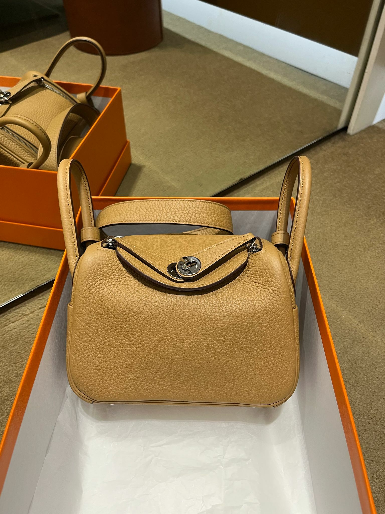 Lindy mini 4B biscuit ck tc B (二手99%new)