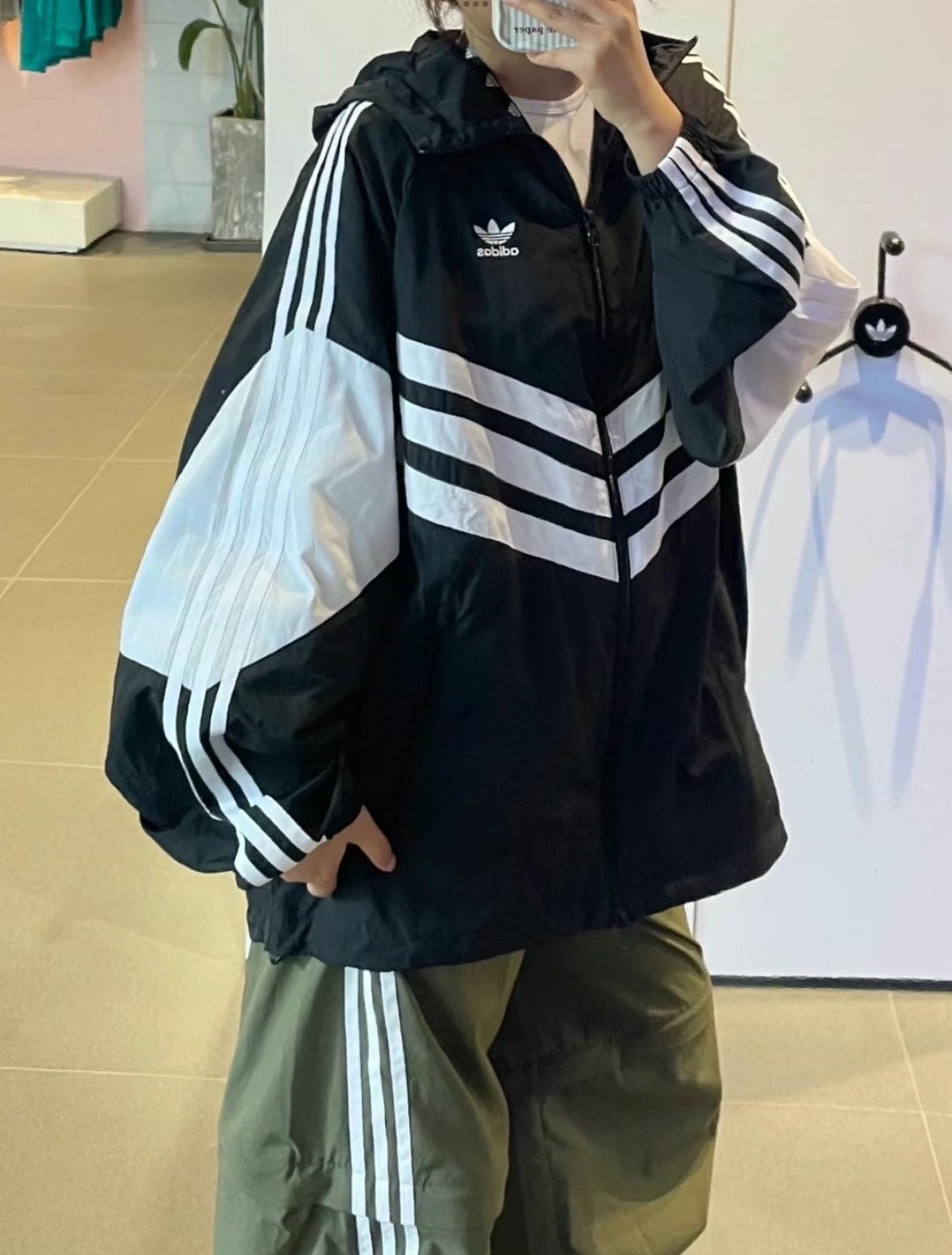 Adidas Originals Adicolor Windbreaker 連帽外套三葉草寬鬆長袖黑色