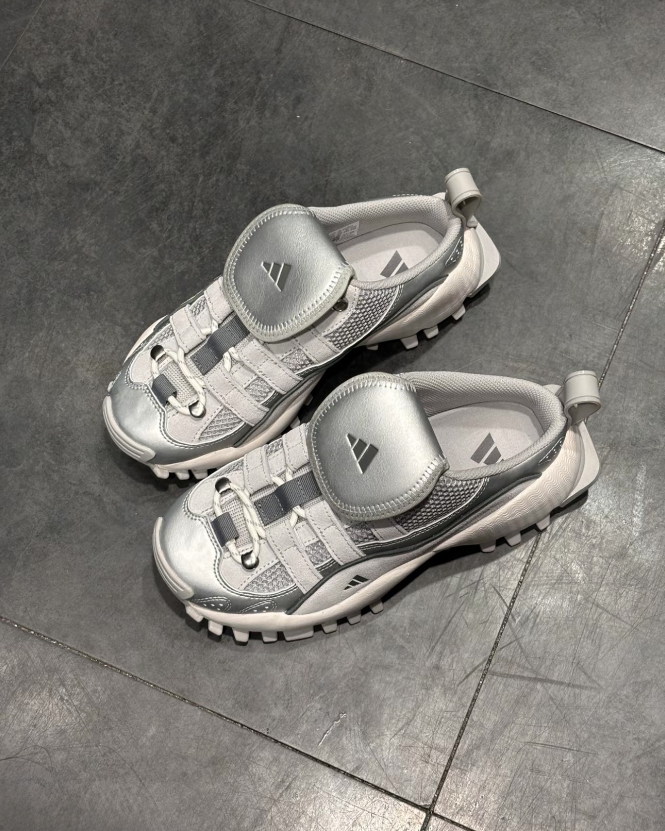 【Focus Store】預購 Adidas FOS Seeulater Mule "Metallic Silver" 金屬銀 IH4643