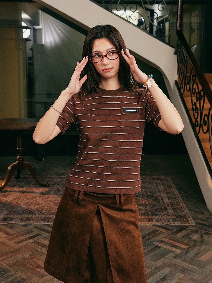 Harsh and Cruel 韓系簡約風 撞色條紋 胸前口袋 短袖 T HL251020111