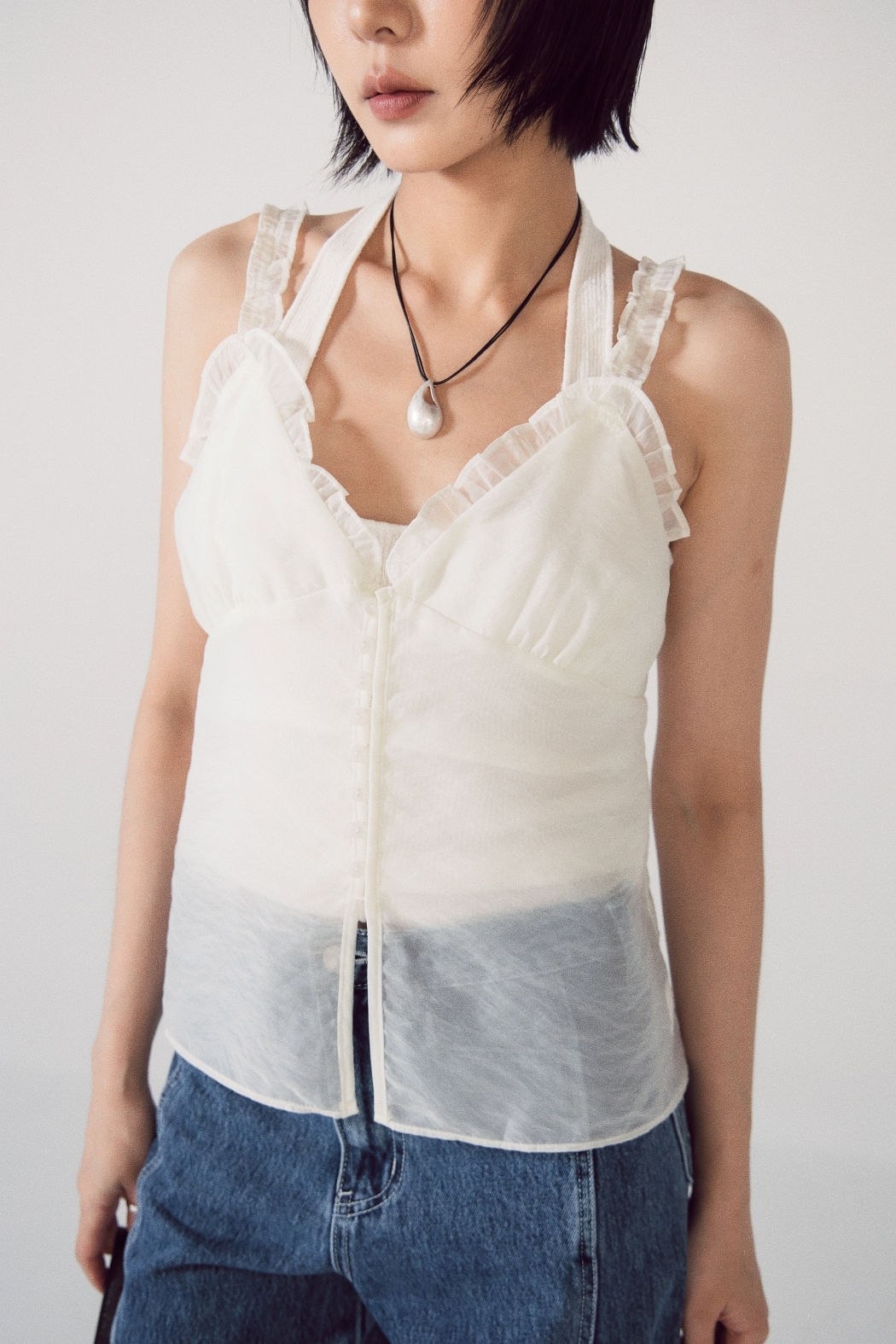 紡紗花邊排釦背心-白