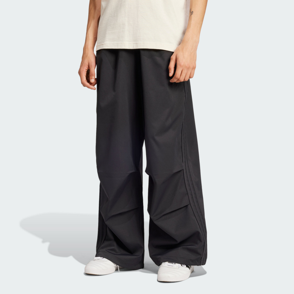 【 adidas PARACHUTE PANT 立體寬褲 - 黑 】