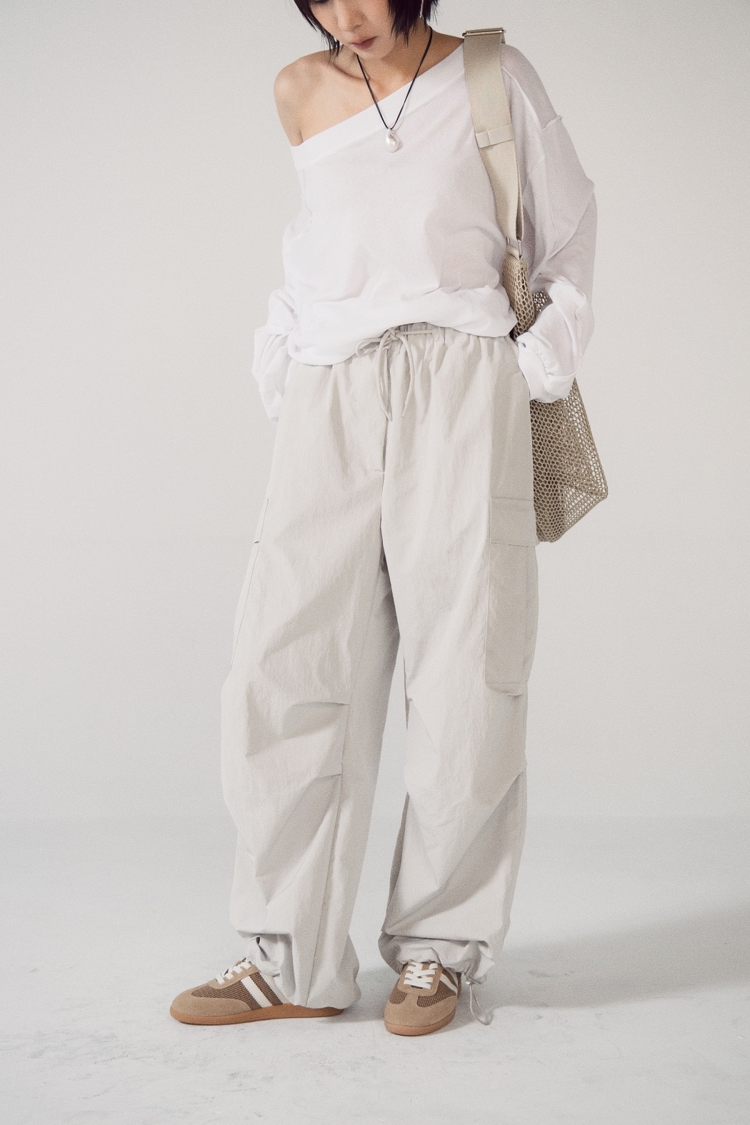 【瑕疵】率性口袋尼龍長褲-淺卡其