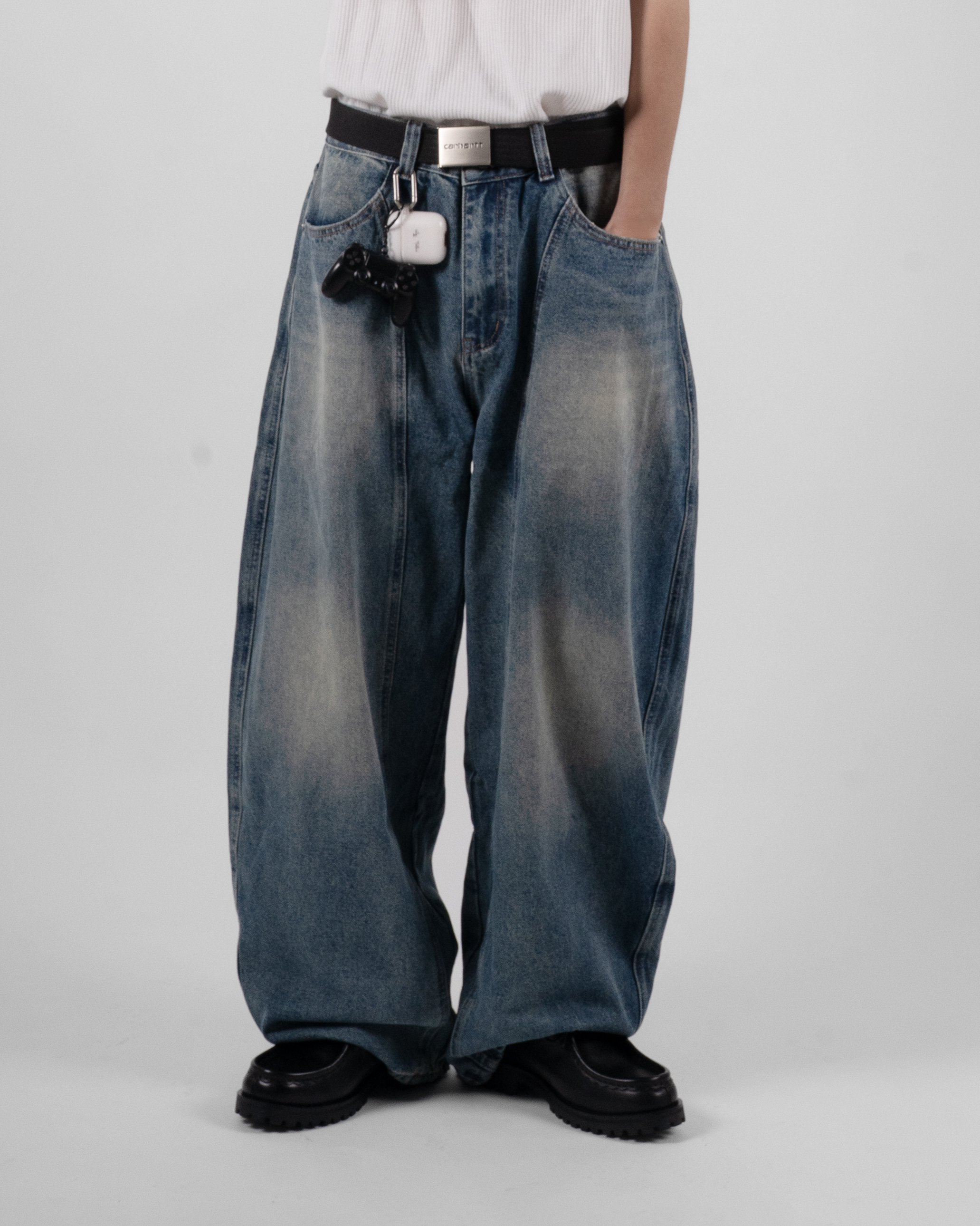 Ourpick Tailored Wide Baggy Jeans 剪裁彎刀闊腿牛仔褲