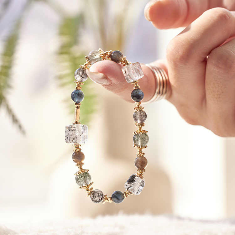 完整的追尋：閃靈鑽｜骨幹黑太陽｜魔鬼海藍寶｜黑髮晶｜綠髮晶