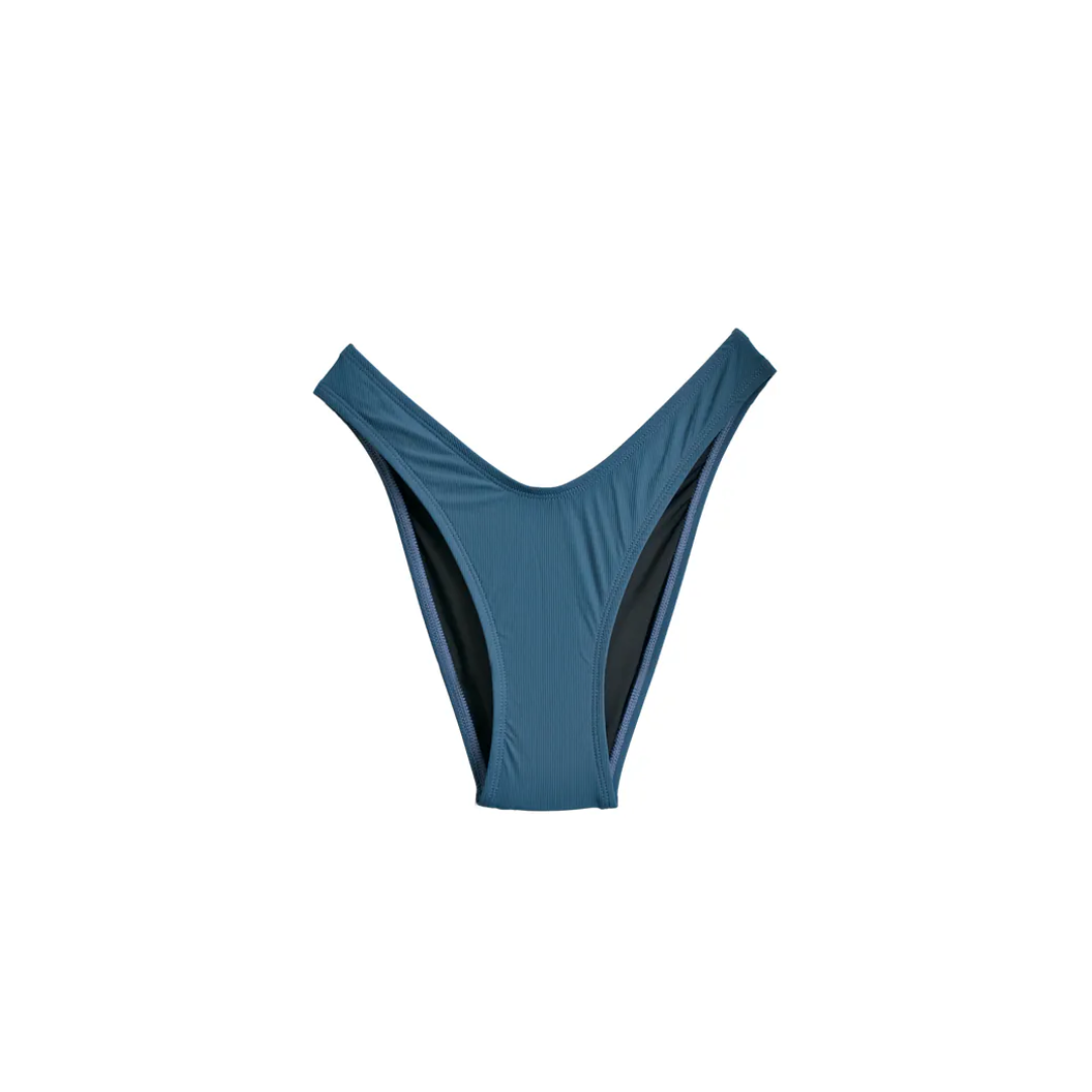 ▲Muiiswim Vou海鷗拋臀泳褲 羅紋暮色