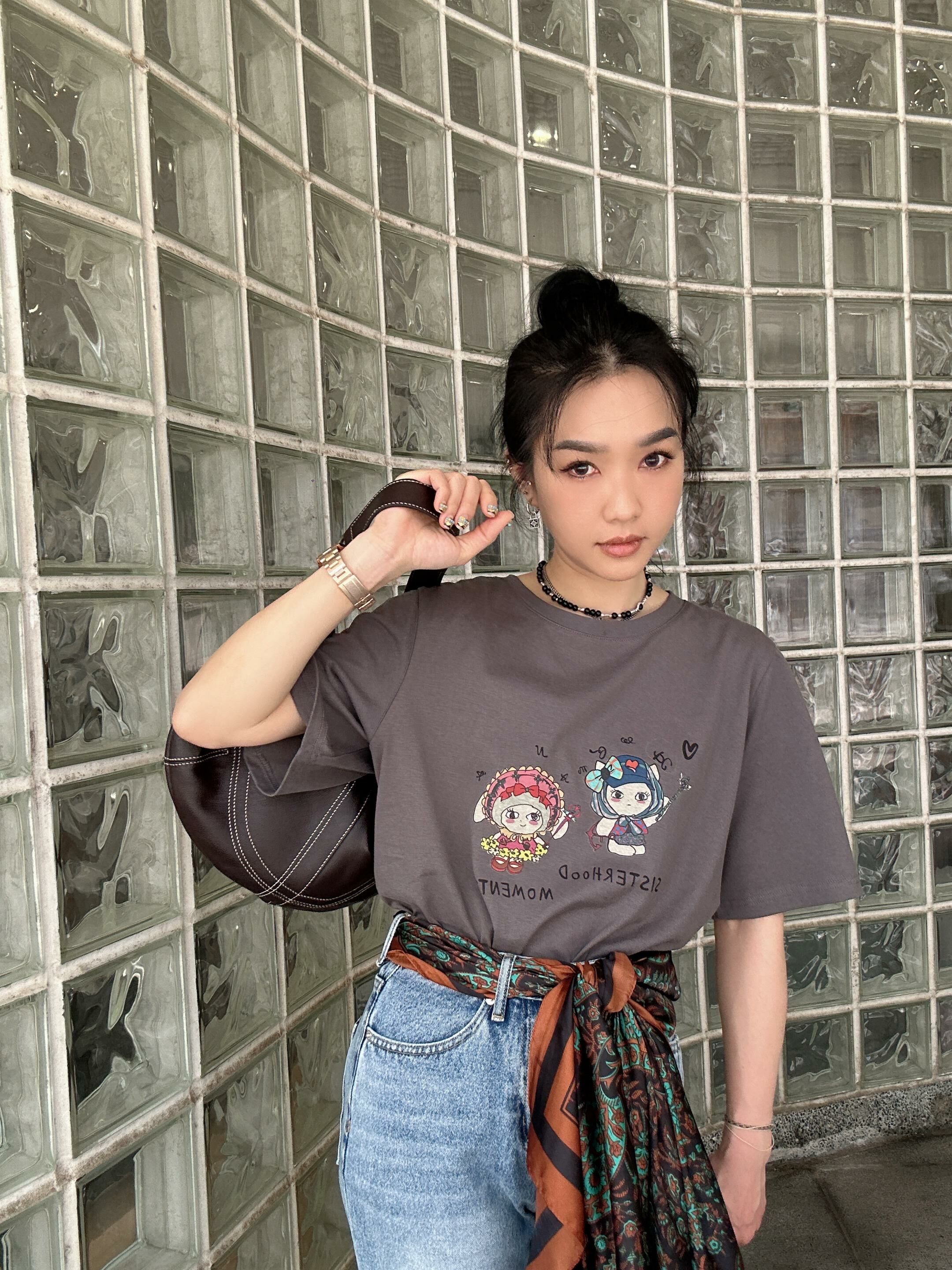 卡通魔法SISTERHOOD Tee (*現貨款式）