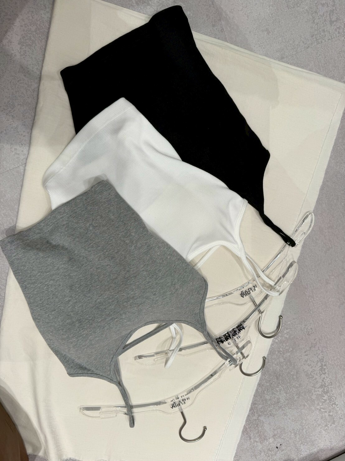 FL4269 小性感V領蕾絲吊帶上衣