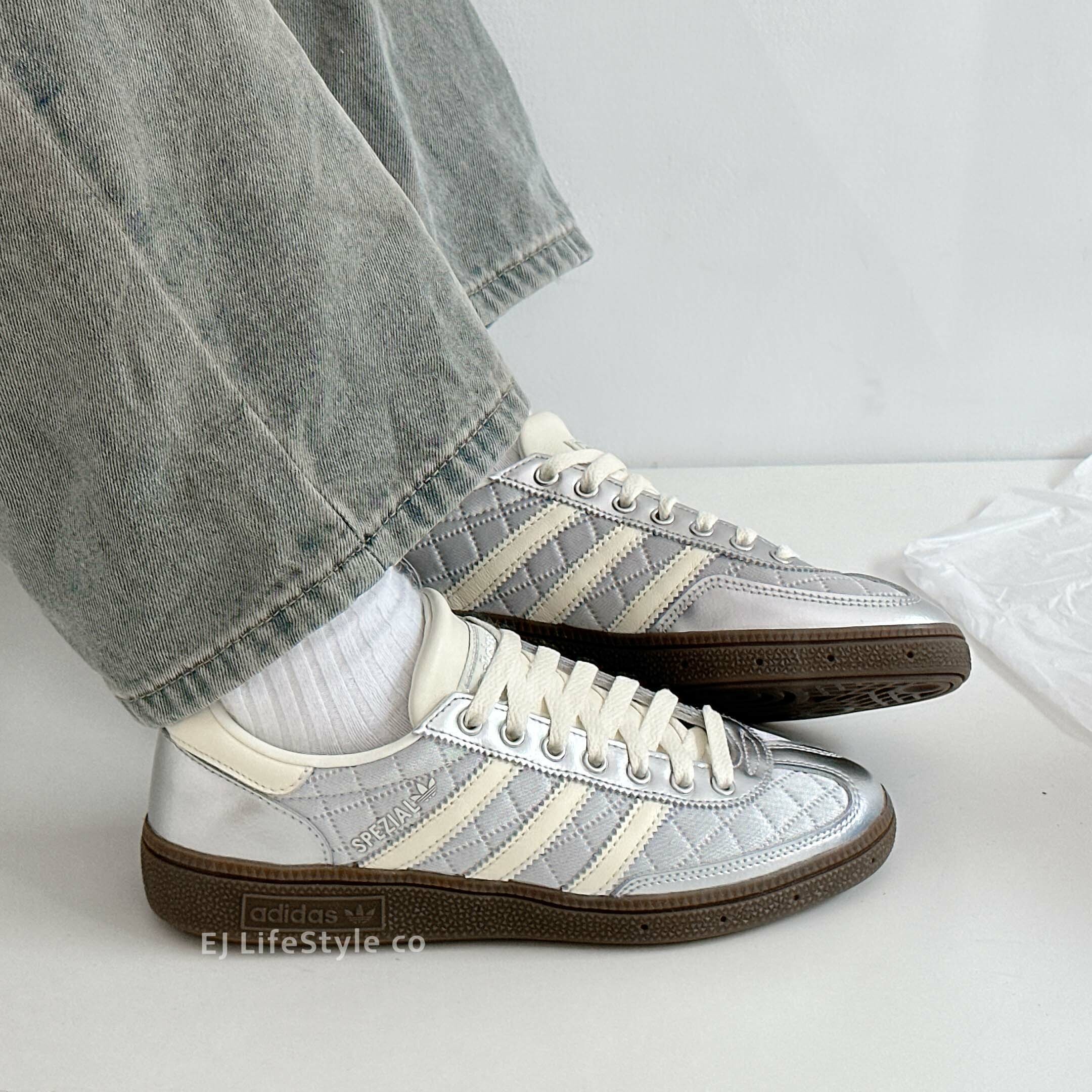 ADIDAS HANDBALL SPEZIAL 小 香風 菱格紋 漆皮 拼接 銀奶油 金屬銀 米白 男女鞋 KJ0853 / 現+預