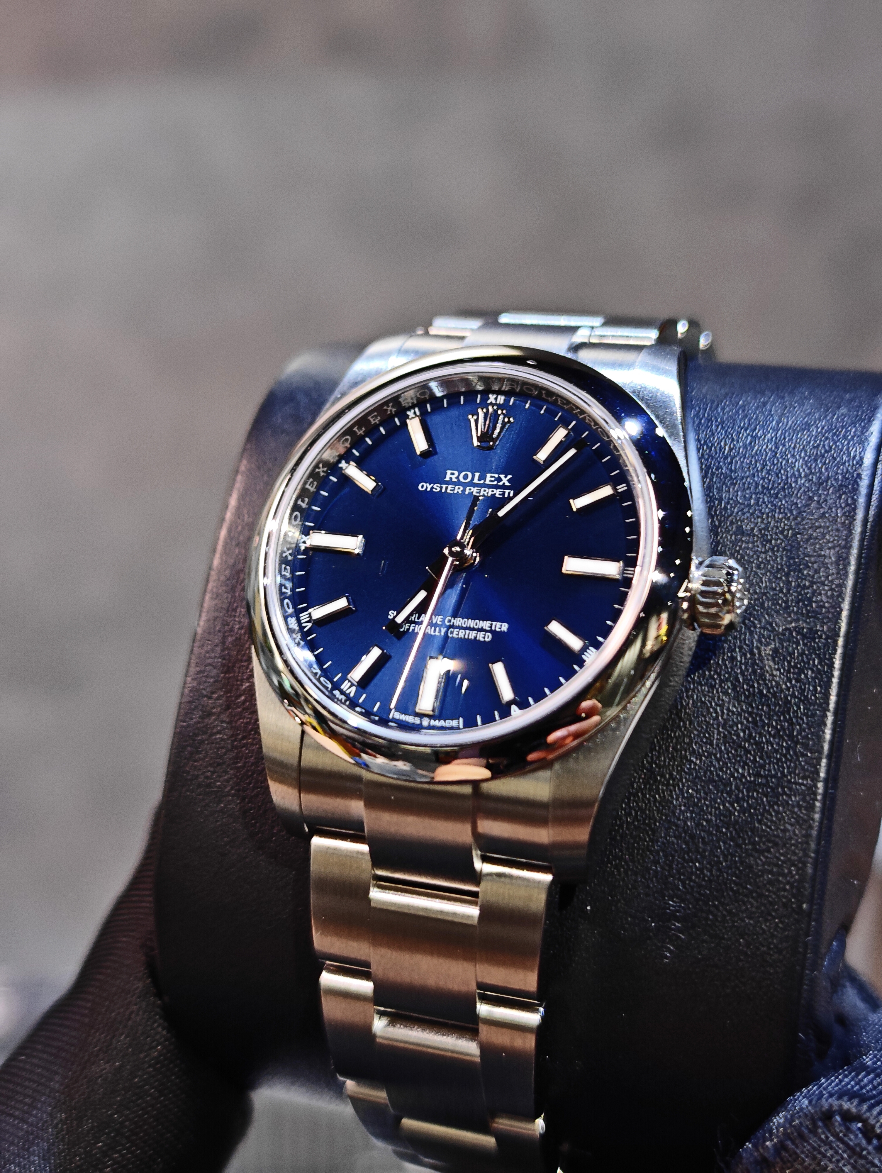 BRAND NEW ROLEX 124200 Blue Dial Oyster Perpetual 34 OYSTER STRAP 34 MM