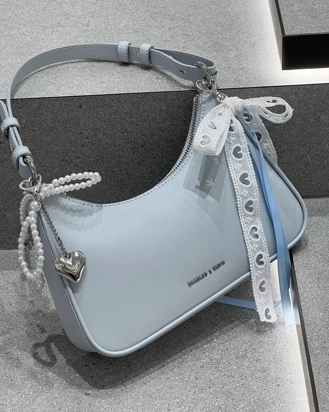 【現貨】Charles & Keith 小CK 拉鍊 鍊條 腋下包 4色