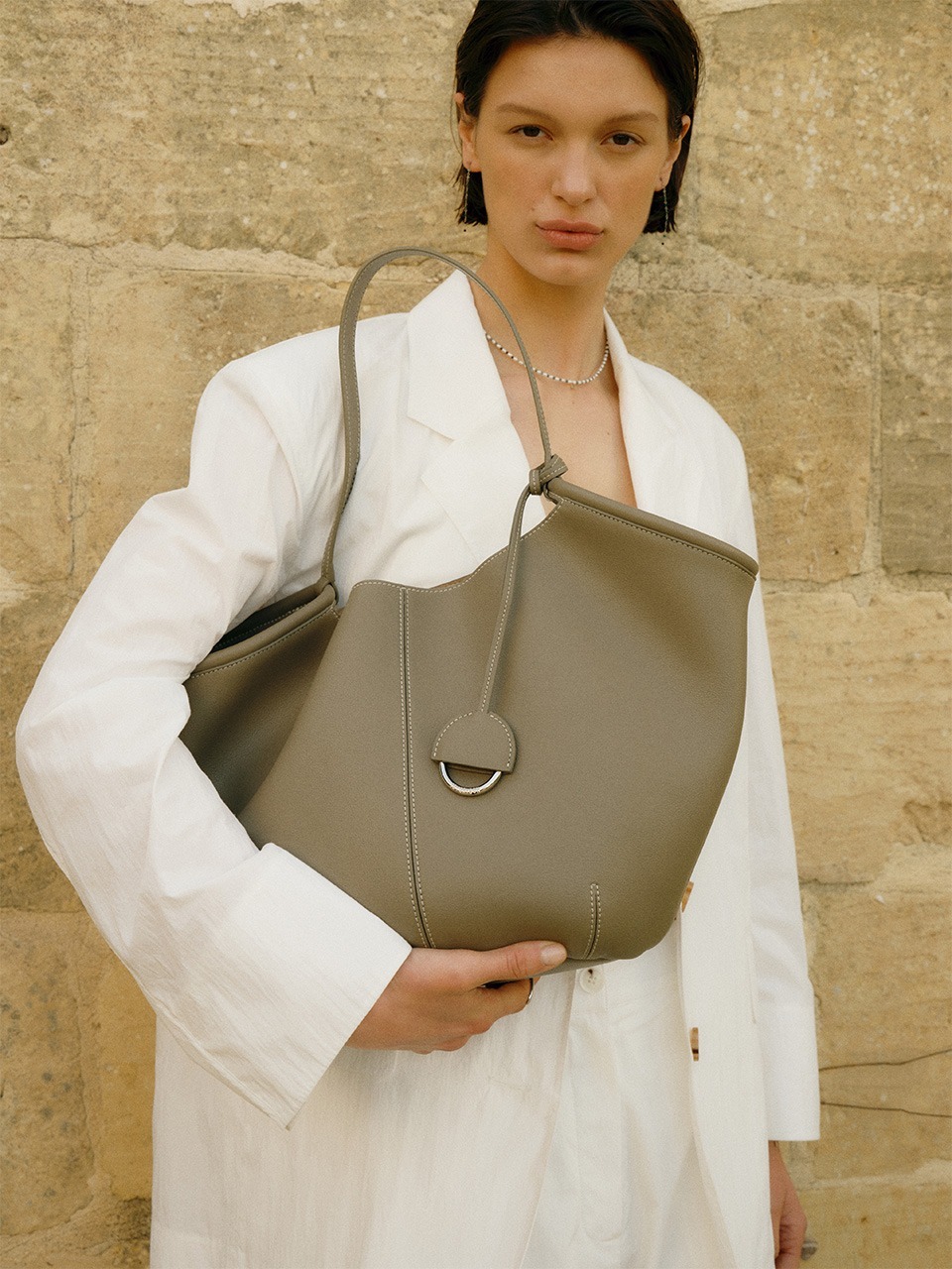 [JOY GRYSON]限定品 Nimbus Shoulder Bag Medium 税込 韓国女優 JOY GRYSON]限定品 Nimbus Shoulder Bag Medium 税込 韓国女優