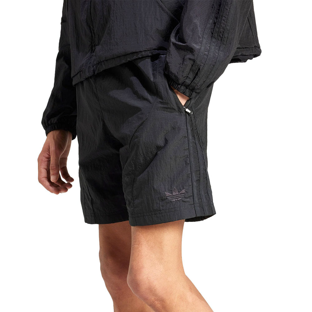 Adidas 2000 Short 男款 黑色 刺繡 復古 三葉草 尼龍 三線 運動 休閒 短褲 JC6222