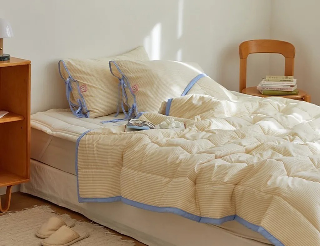 【預購】蝴蝶結蛋糕_四季被(超細纖維)