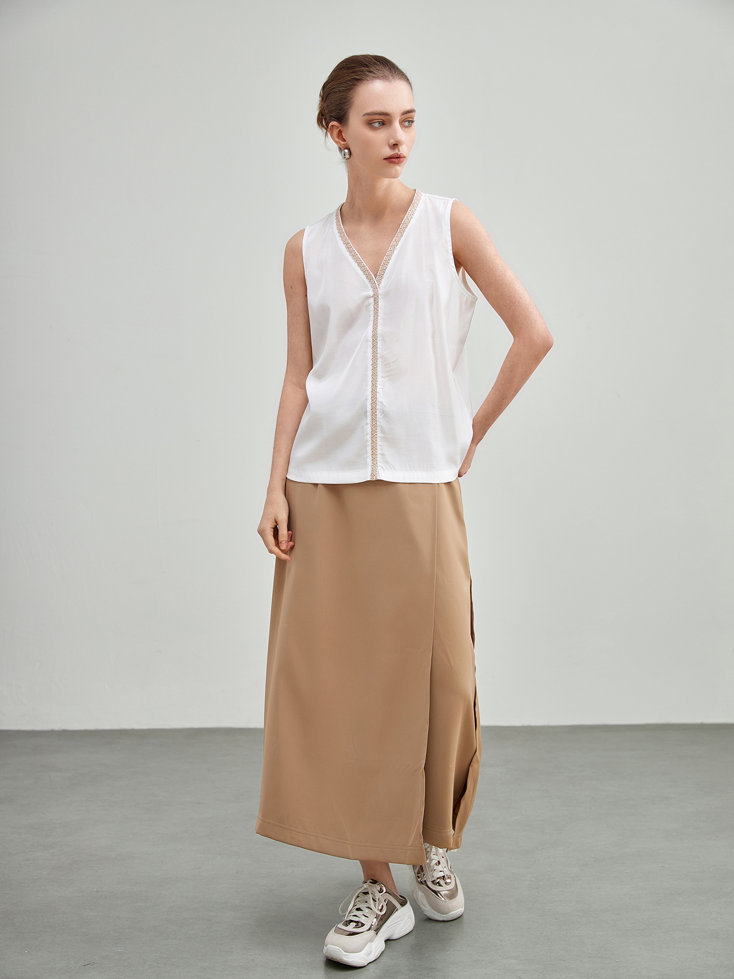 mi-tu V領珠片背心