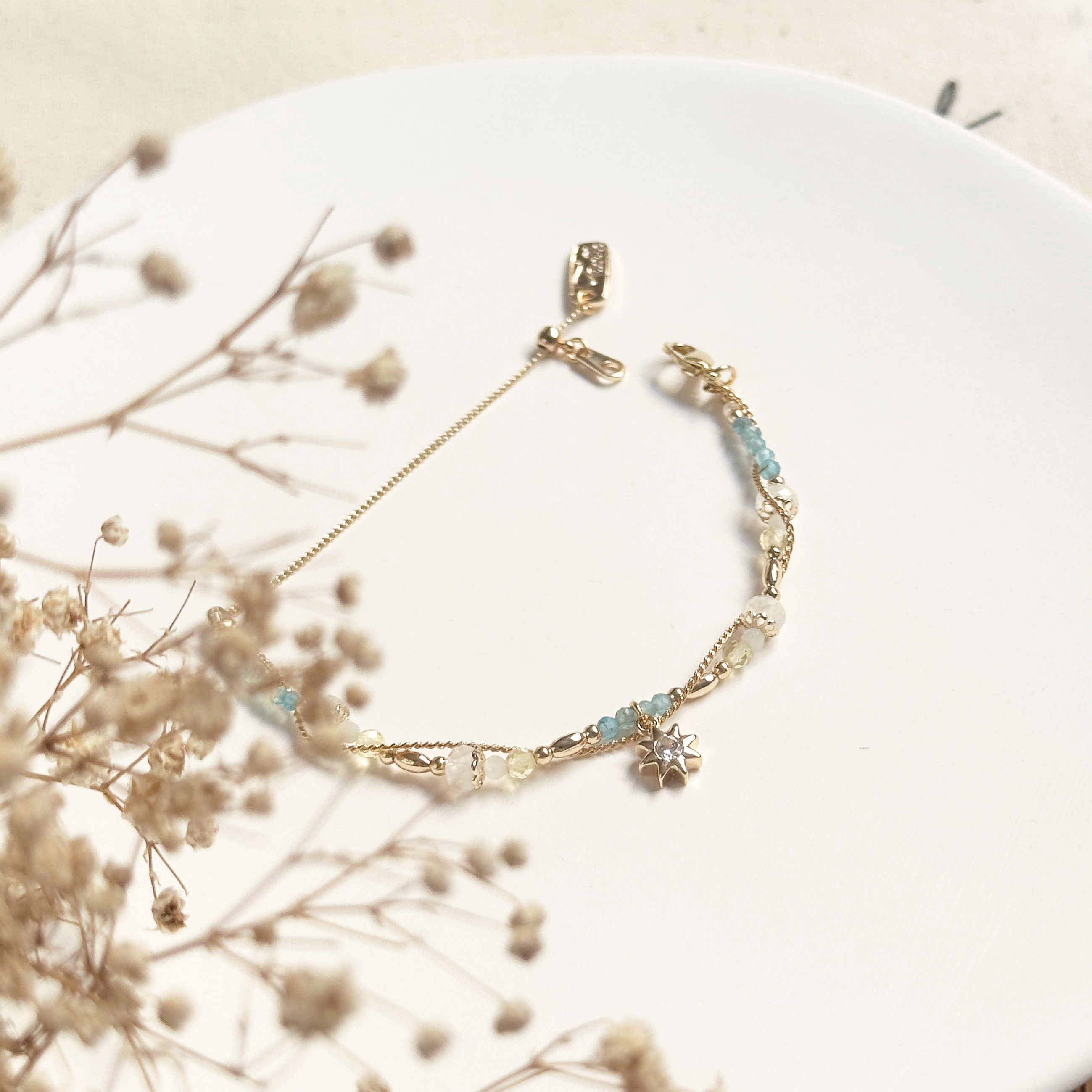 生日花 • 伍月拾陸 • 大山慈菇 – 磷灰石 – 手鍊