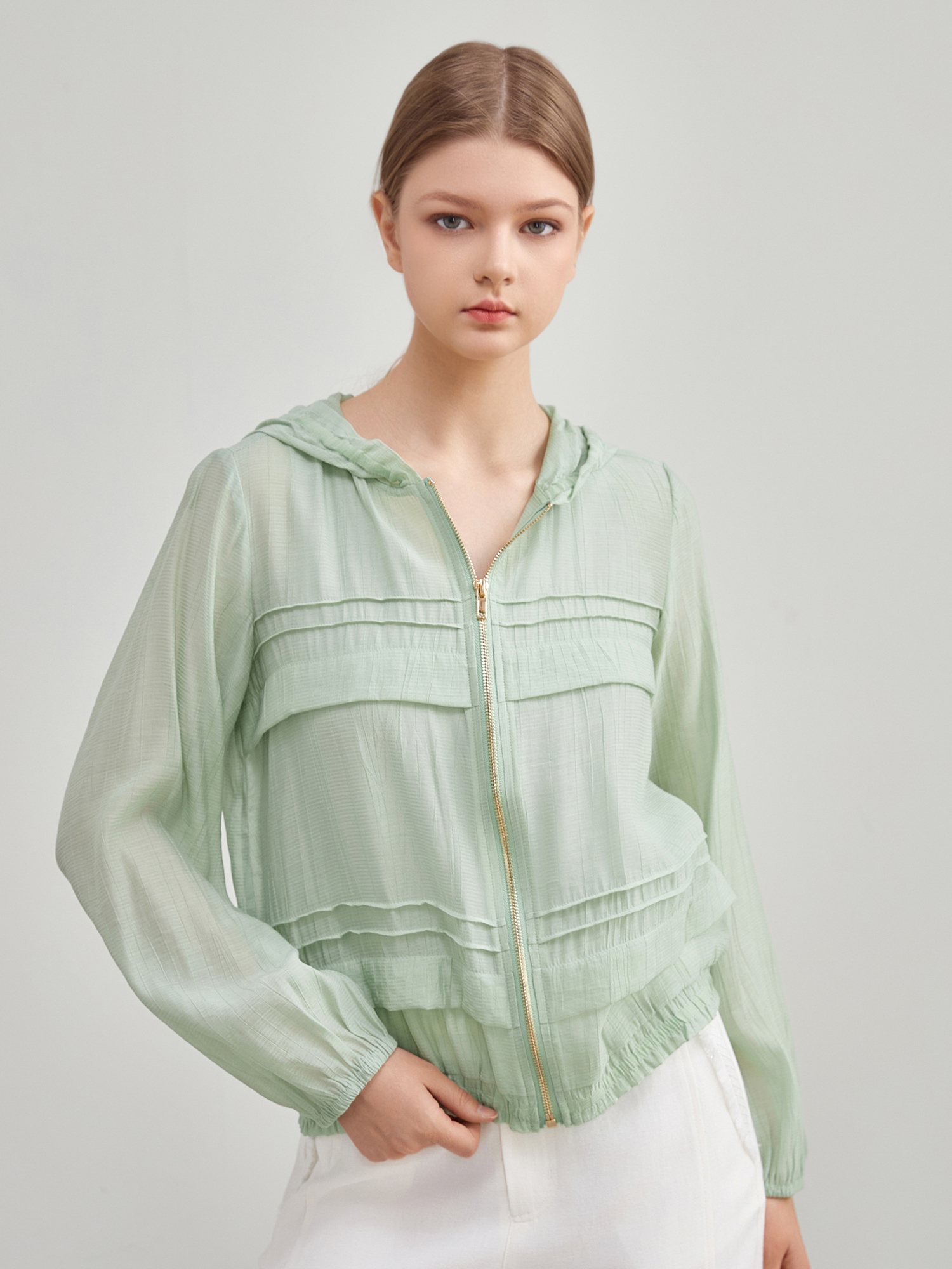 mi-tu 壓褶拉鏈連帽外套