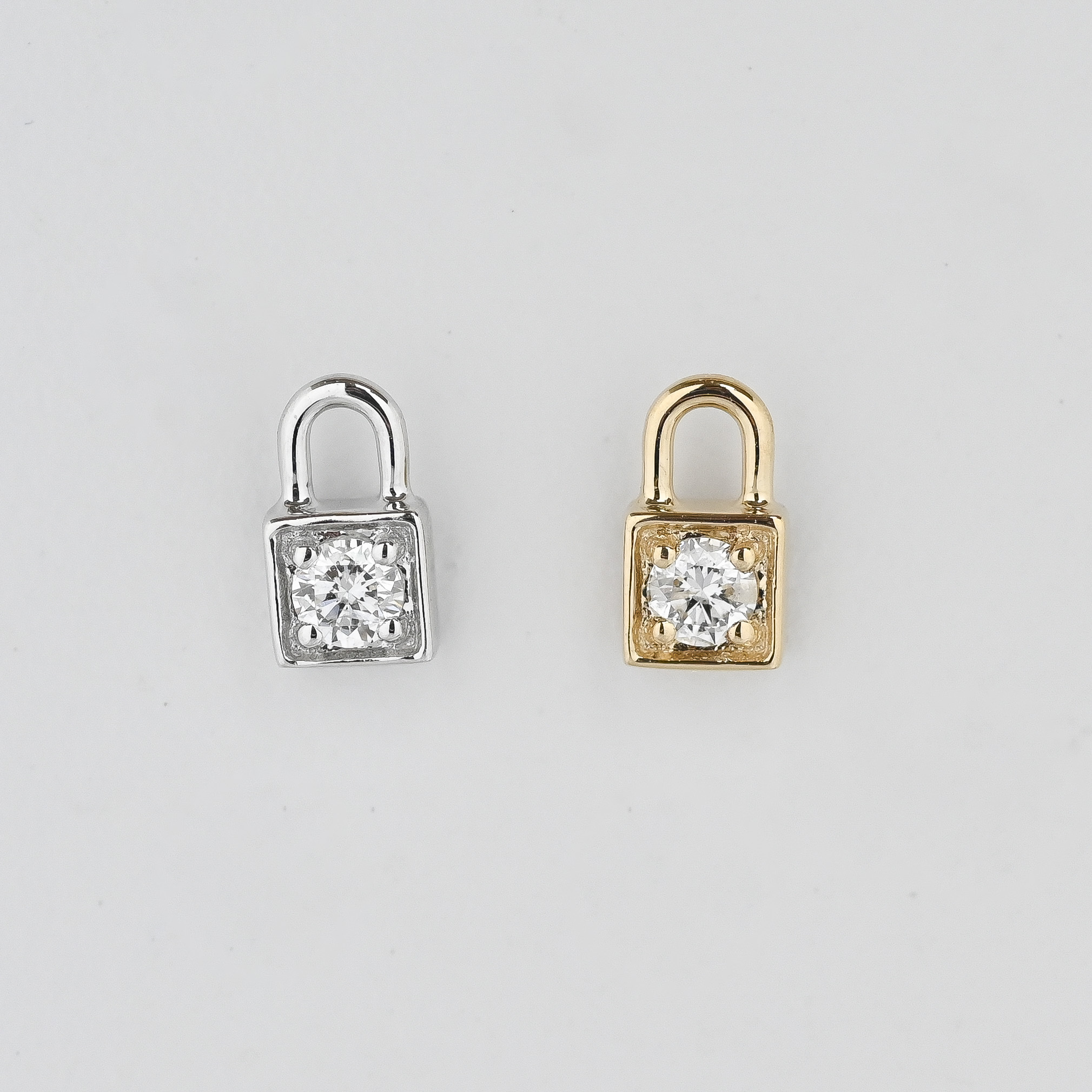 18K Lock Diamond Pendant