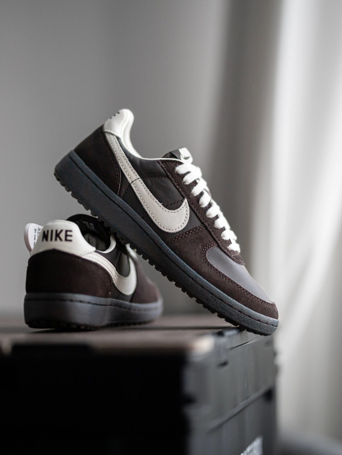 NIKE W FIELD GENERAL 82 摩卡色