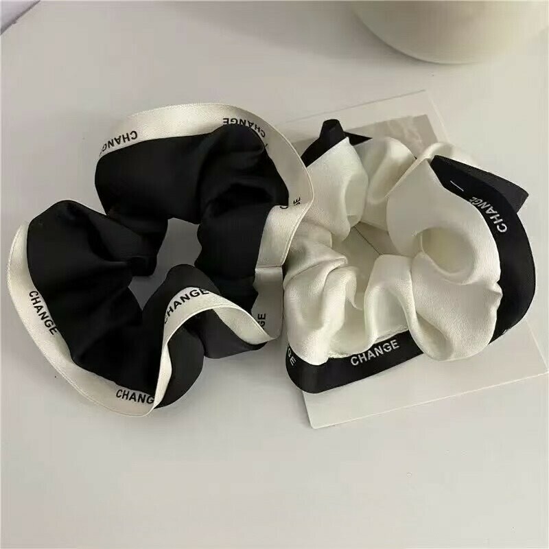 G02字母撞色大腸髮圈