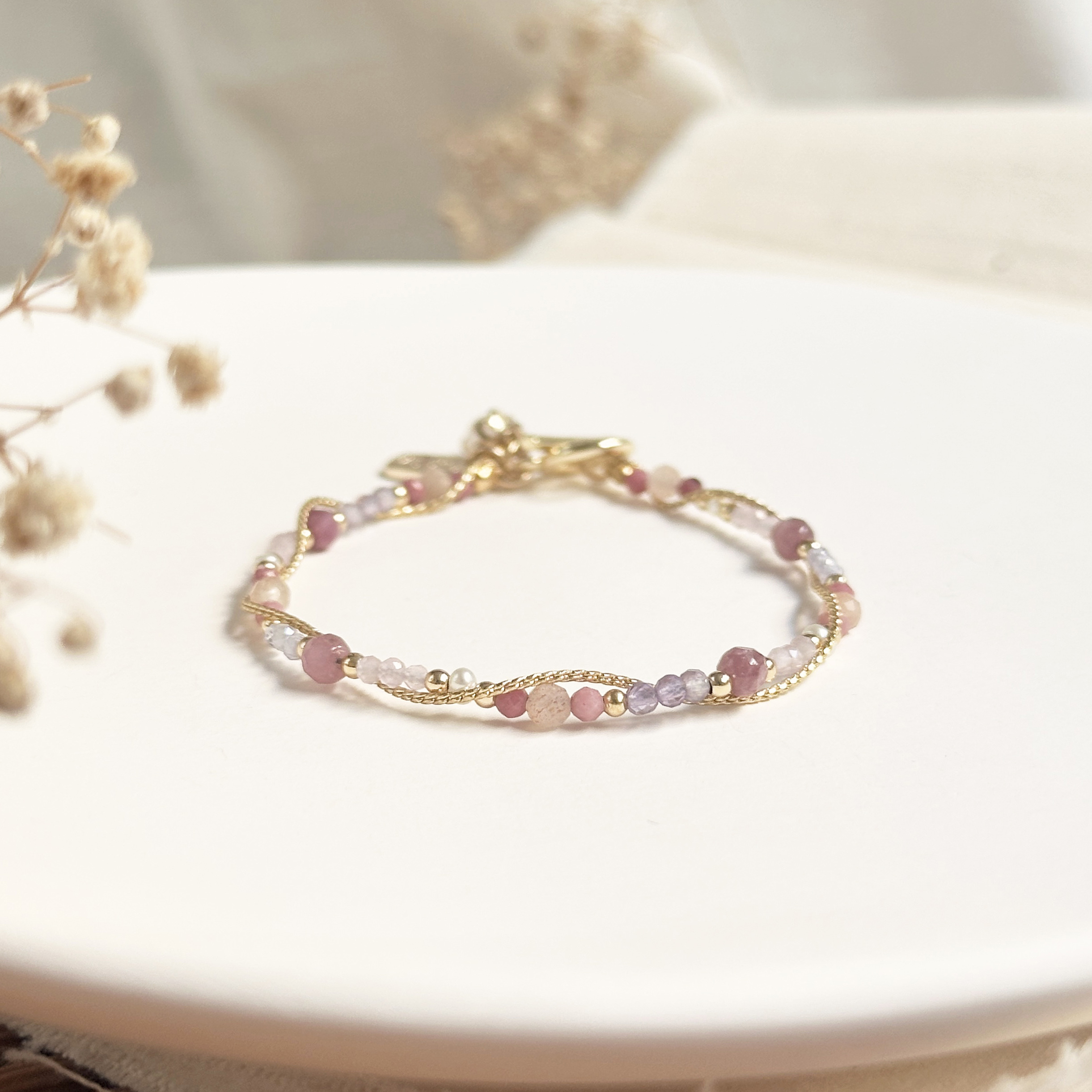 生日花 • 捌月參拾 • 根希百合 – 粉碧璽 – 手鍊