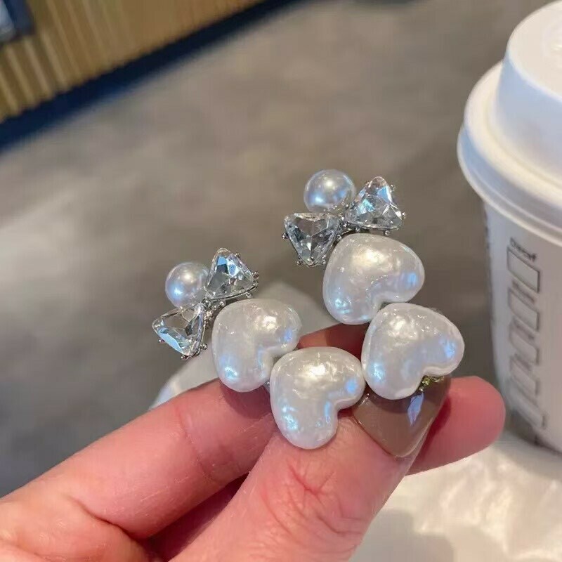 G16珍珠愛心水鑽蝴蝶結對夾【一組】