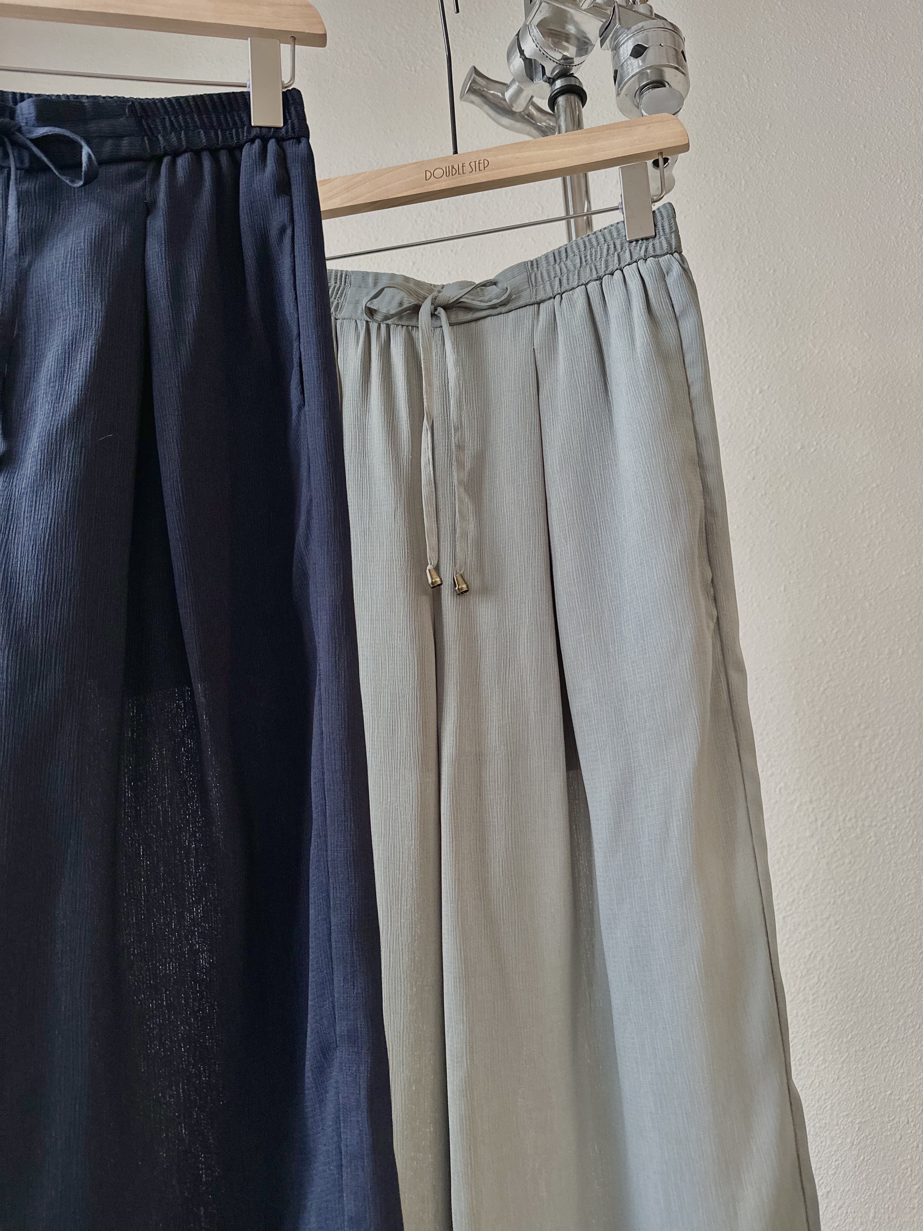 百搭大方 ～ 垂墜感闊腿褲 - TR51548